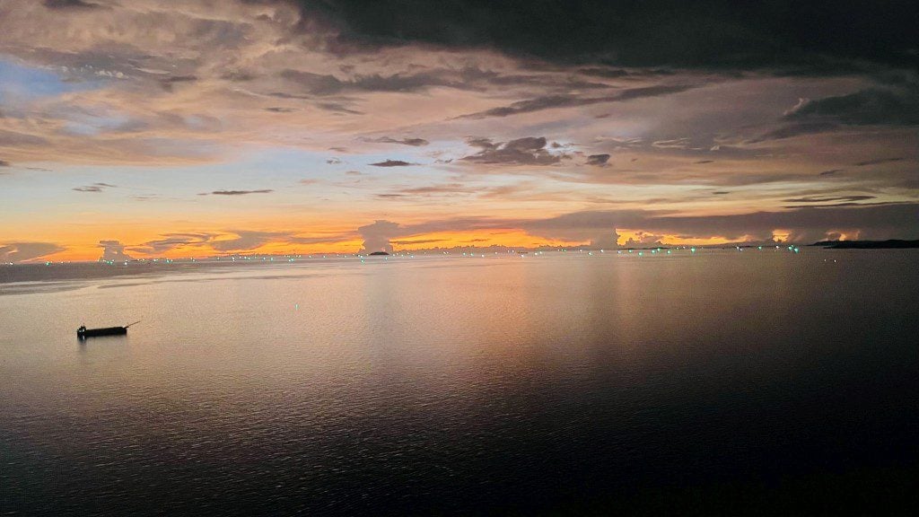 Luxury Sea View Condo For Sale at Reflection Jomtien