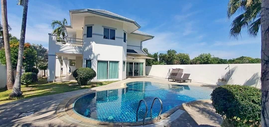 Pool Villa For Sale at The Meadows