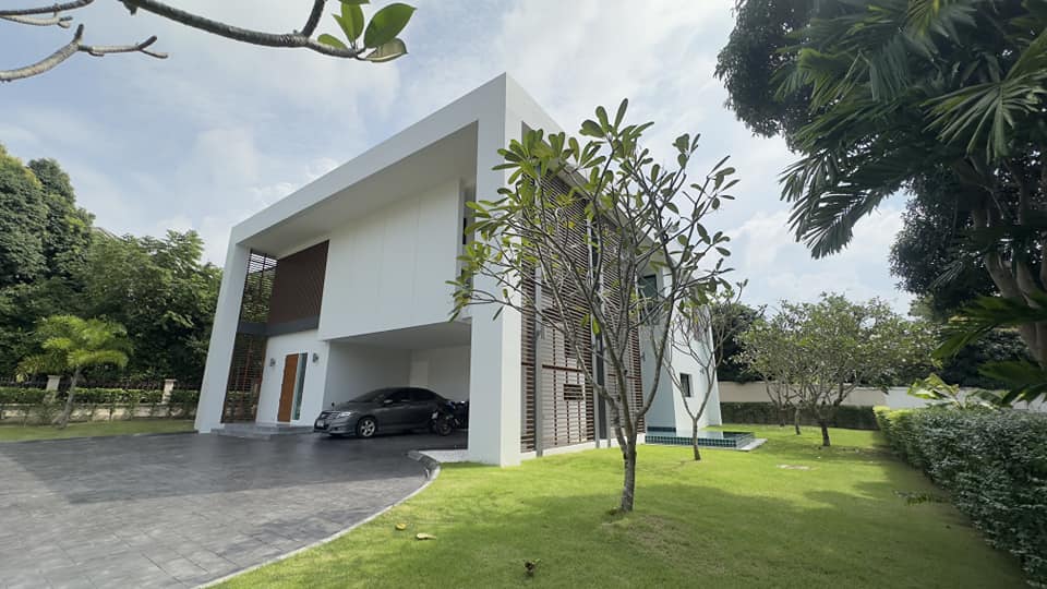 Luxury Brand New house For Sale
