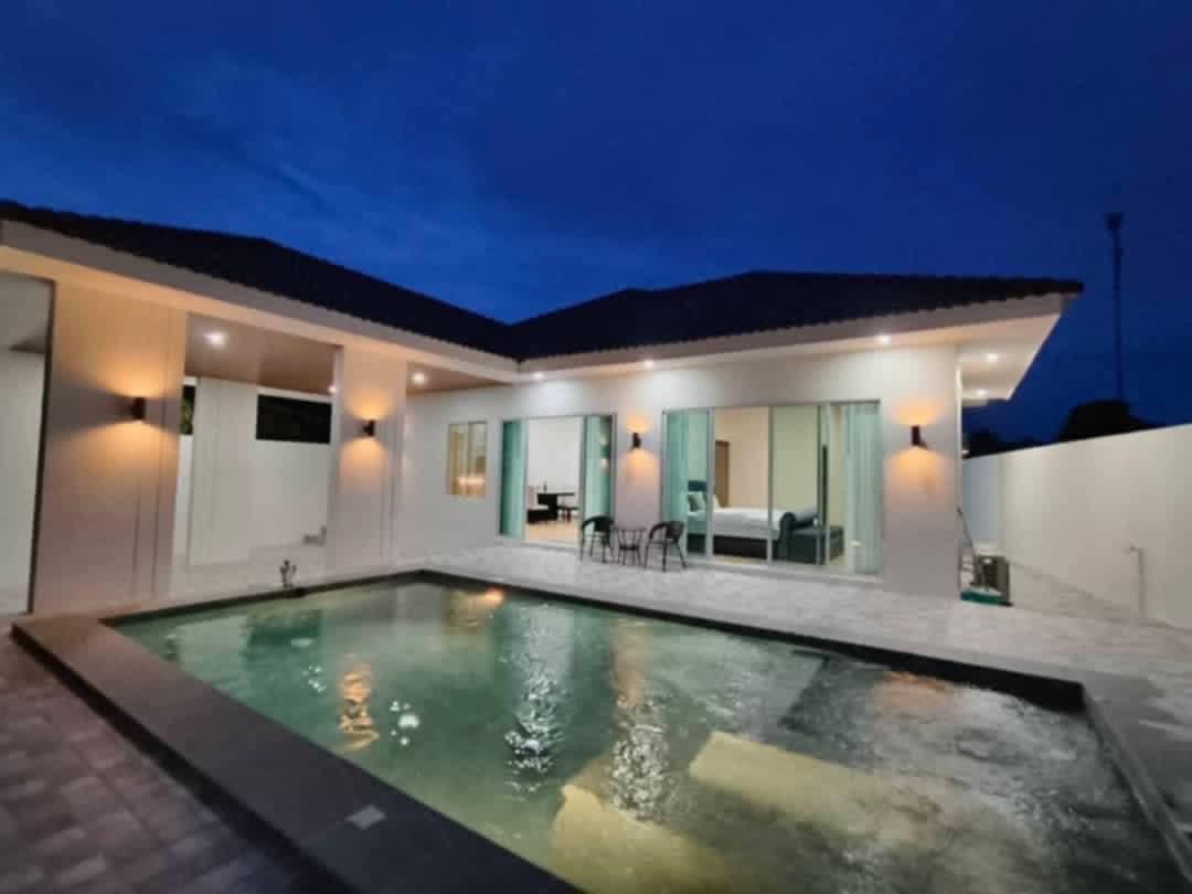 3 Bedroom Private Pool Villa for Rent in Huay Yai area