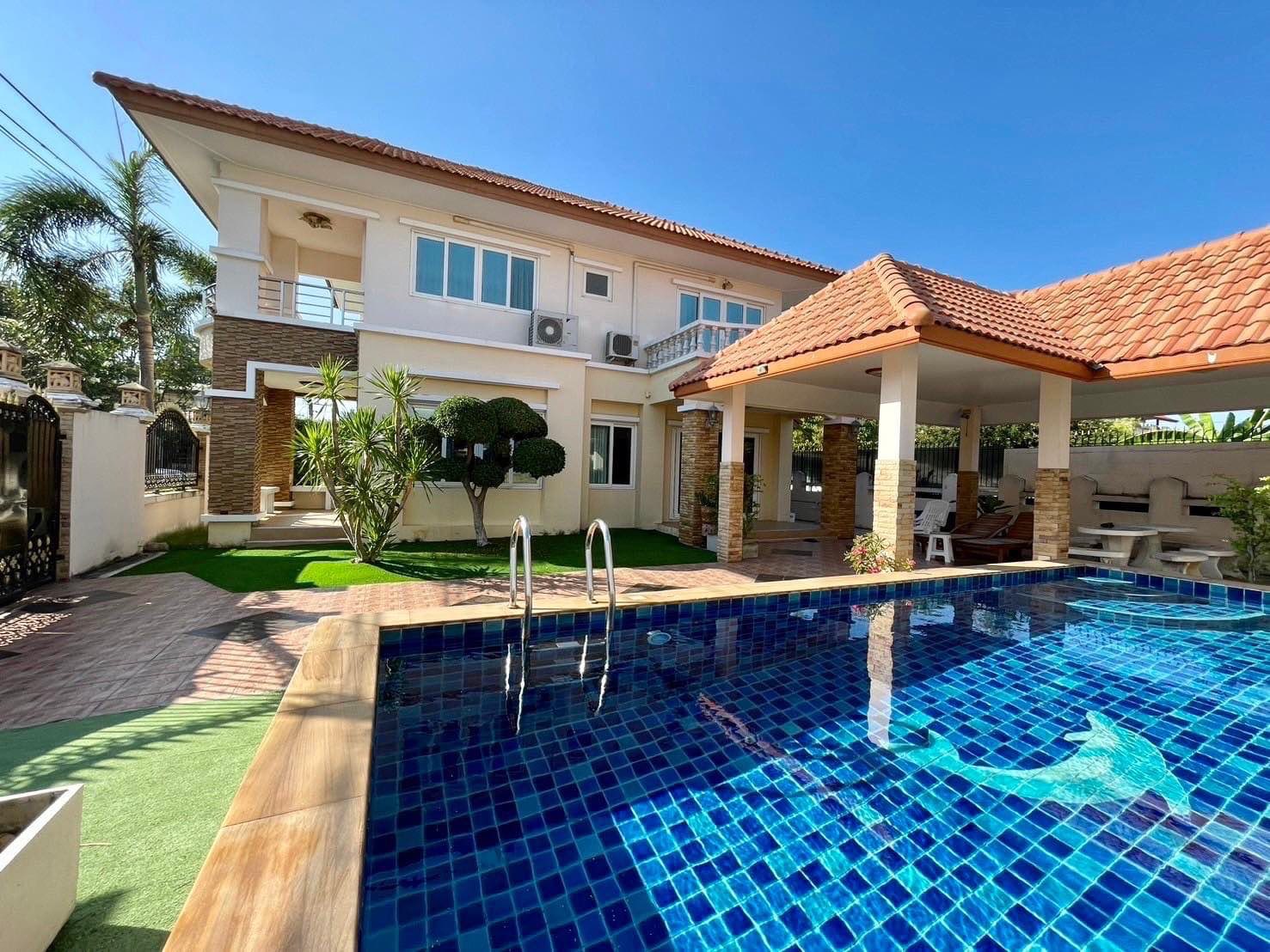 🌴 Вилла с частным бассейном – дорога Таппрая, Южный Паттайя