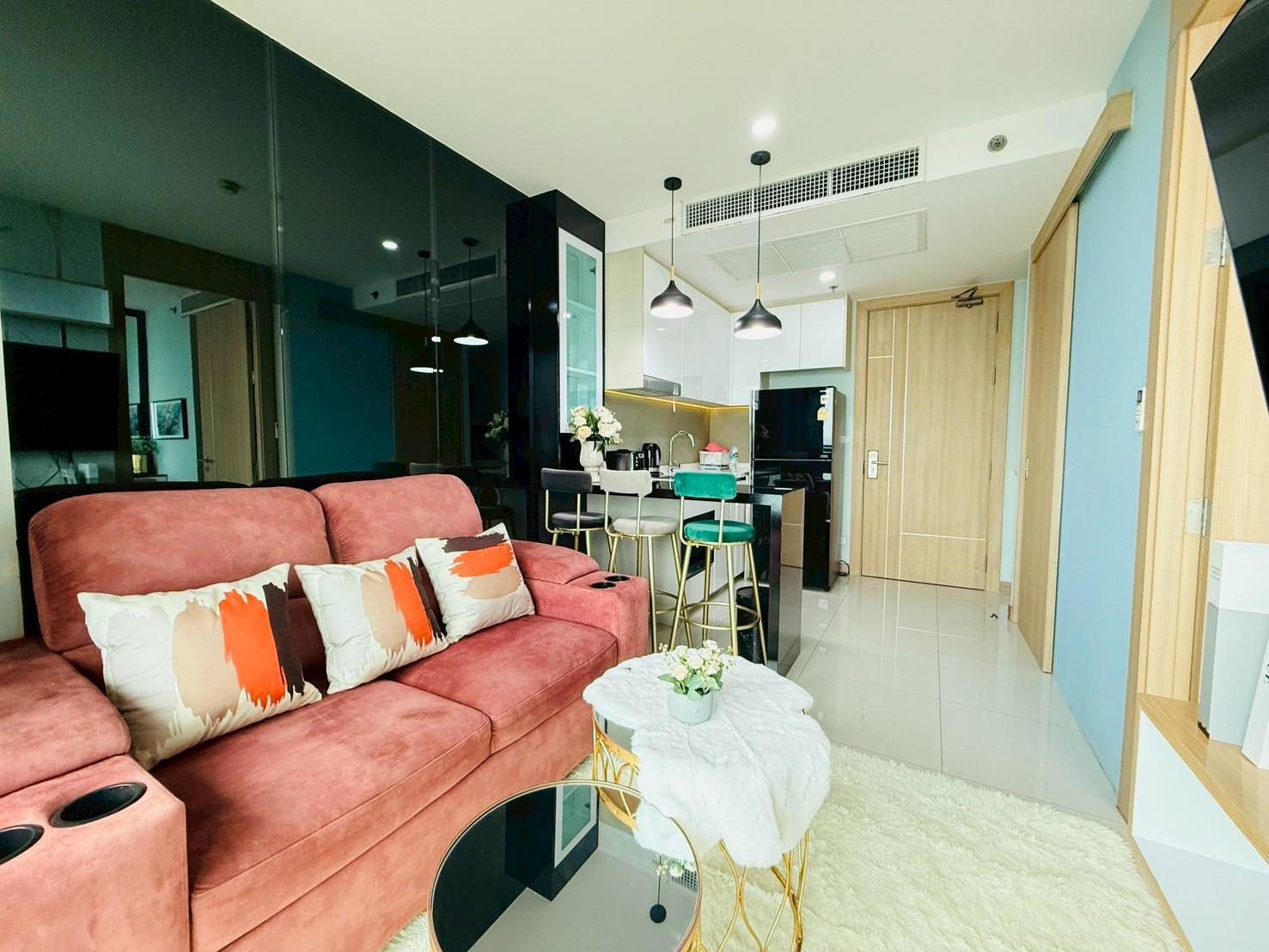 The Riviera Rental - Elevate Your Life by the Beach