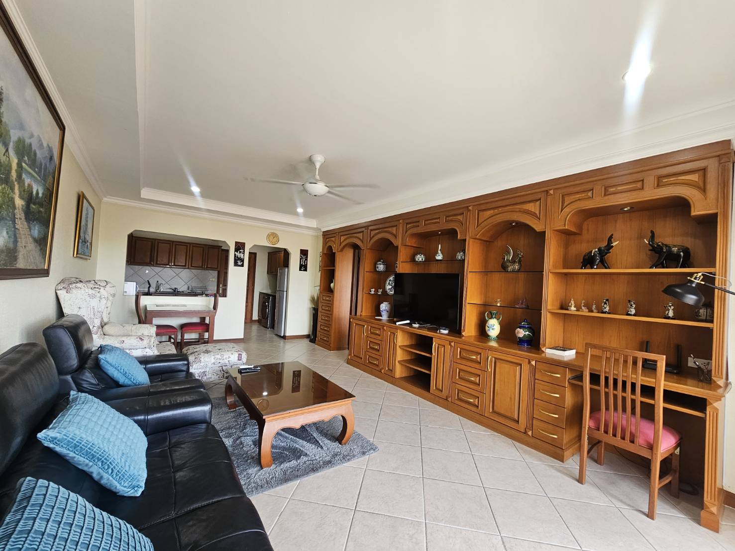 Comfort &amp; Space Near The Beach - Rent at View Talay 1 Residence