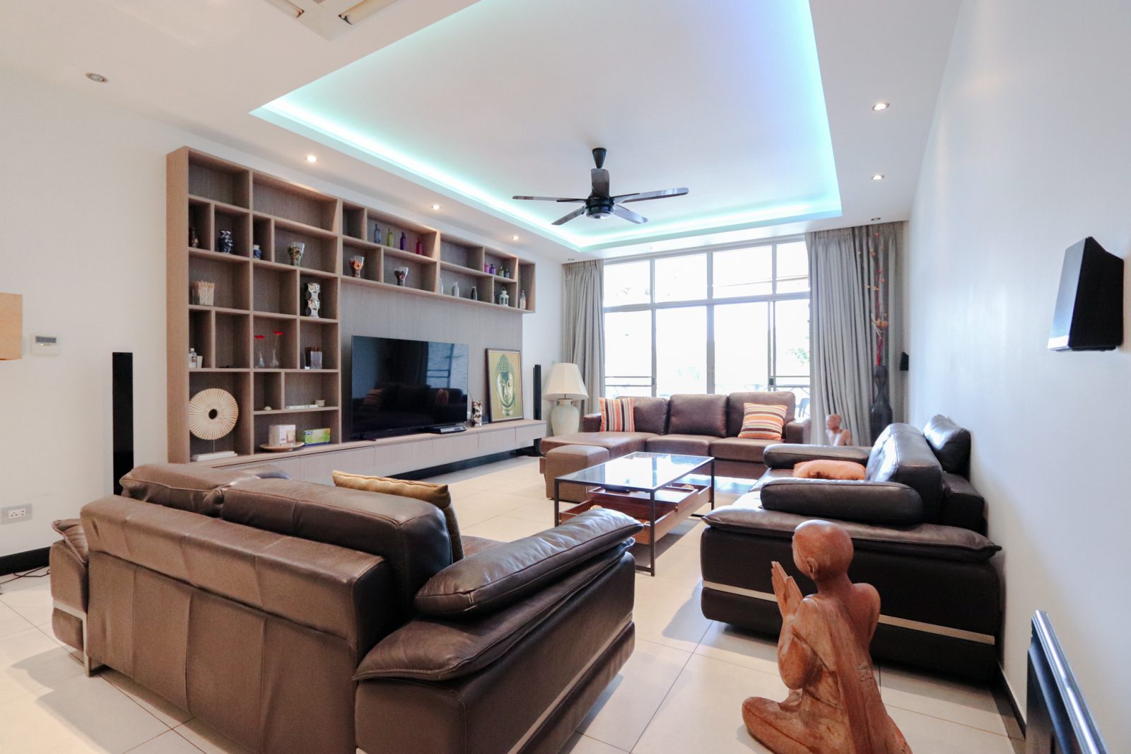 From Sea To Your Door - Jomtien Yacht  Club 1, Condo Unit For Sale