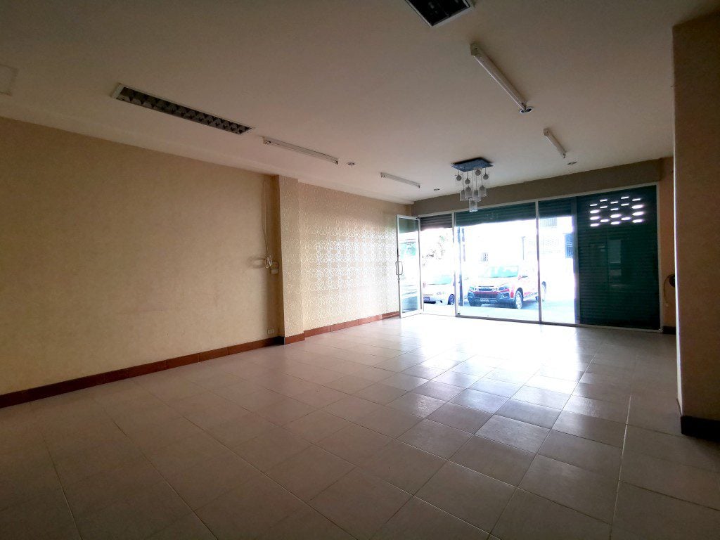 Business for sale Central Pattaya thumbnail