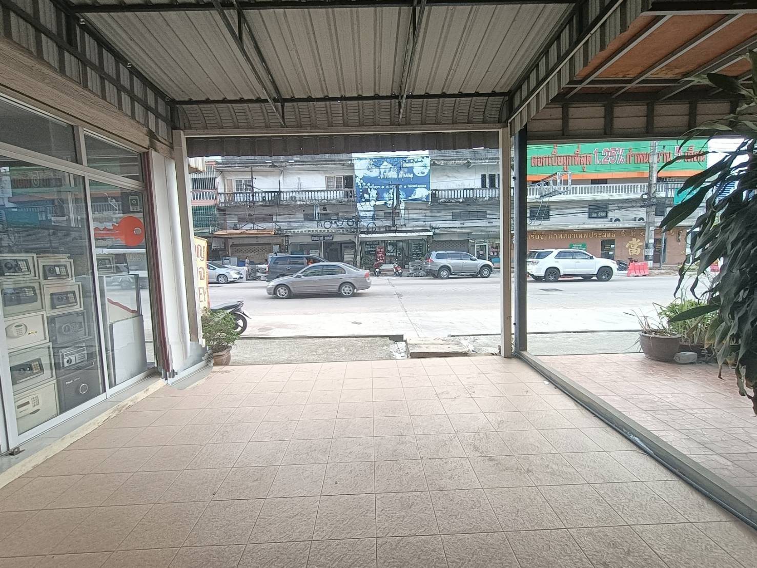 Commercial property for sale with long term contract thumbnail