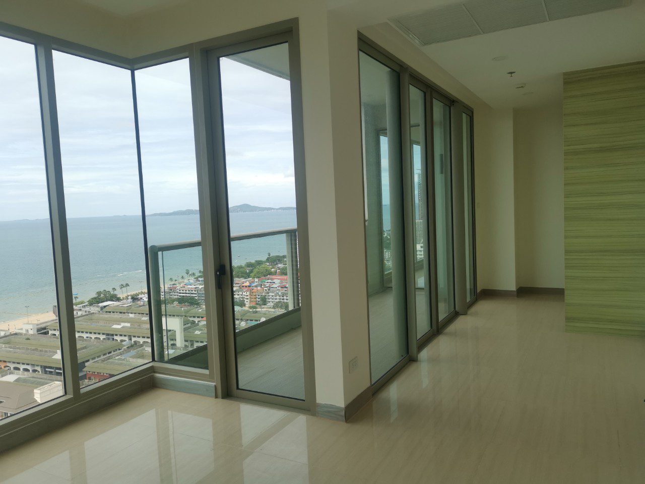 Condo For Sale At Riviera thumbnail