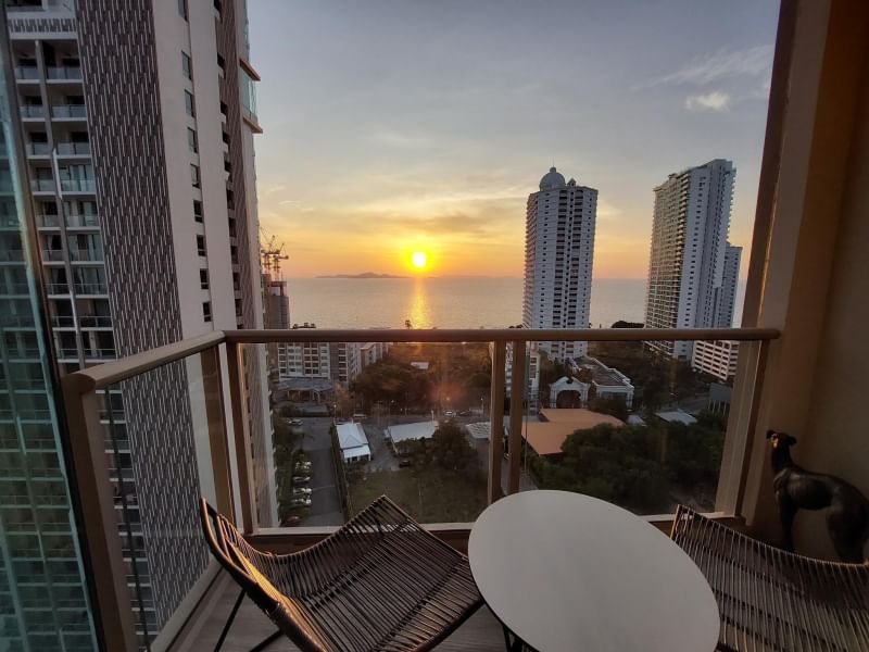 Sea View Condo For Sale at The riviera Wong amart thumbnail