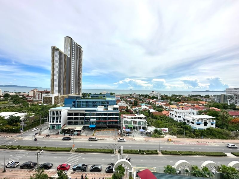 Luxury Sea View Condo For Sale At The Riviera Ocean Drive thumbnail