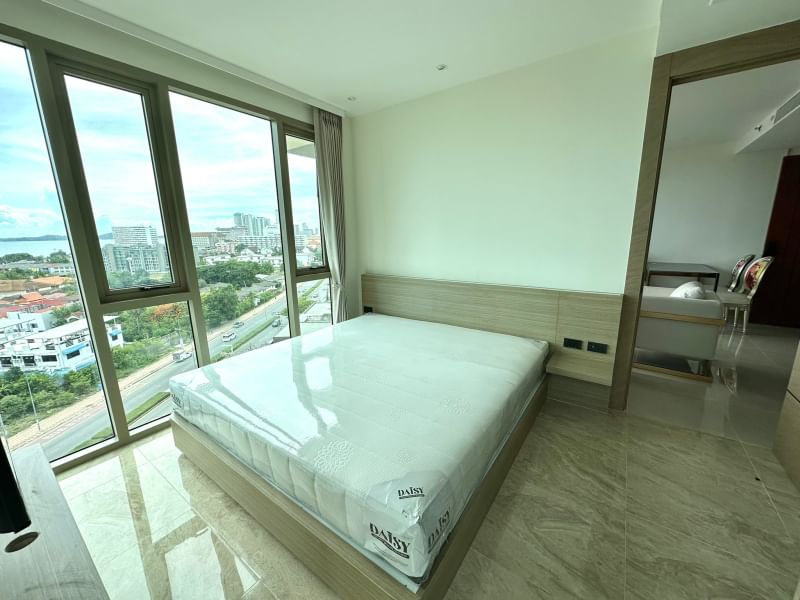 Luxury Sea View Condo For Sale At The Riviera Ocean Drive thumbnail