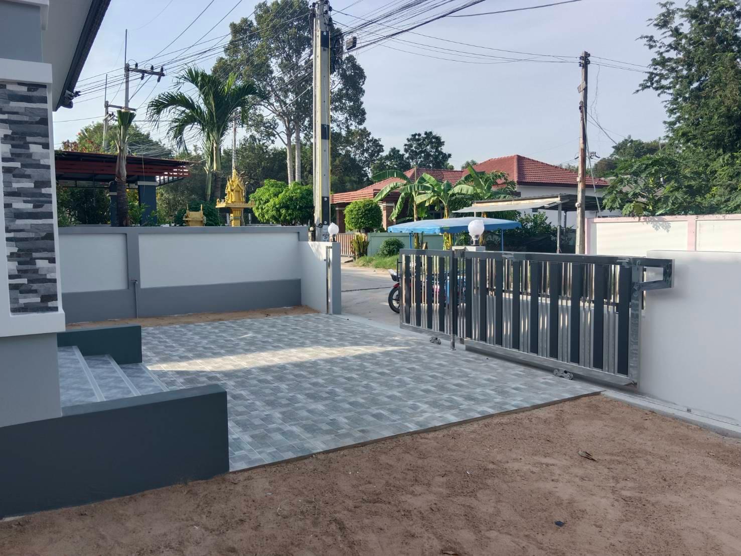 3Bedroom House For Sale At Nong Plalai thumbnail