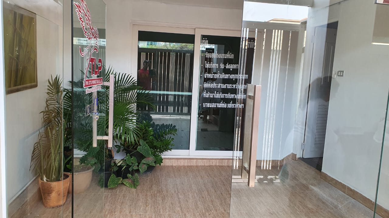 4Story Townhouse For Sale Jomtien Soi 1 thumbnail