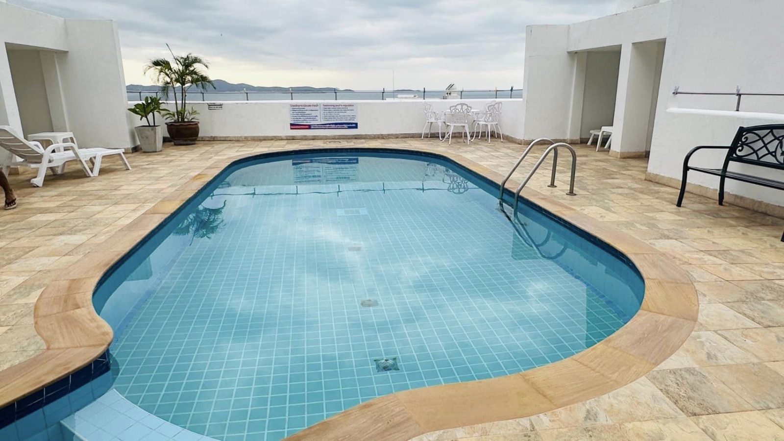 STUDIO FOR SALE ESPANA thumbnail