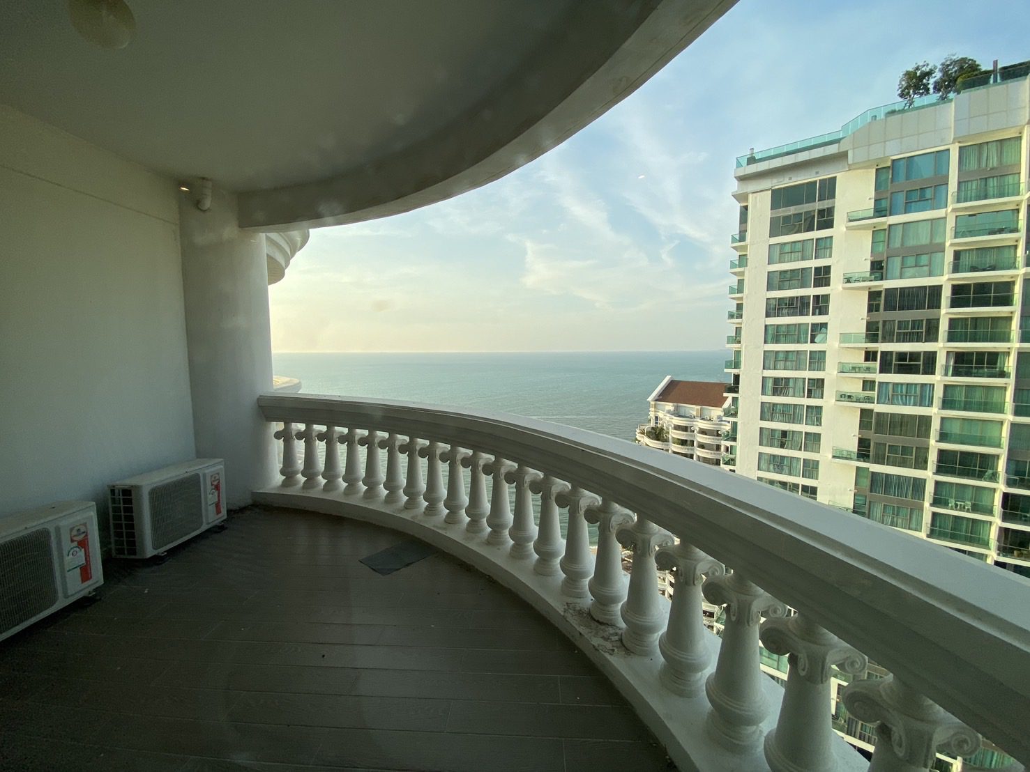 Stunning Sea View condo for sale thumbnail