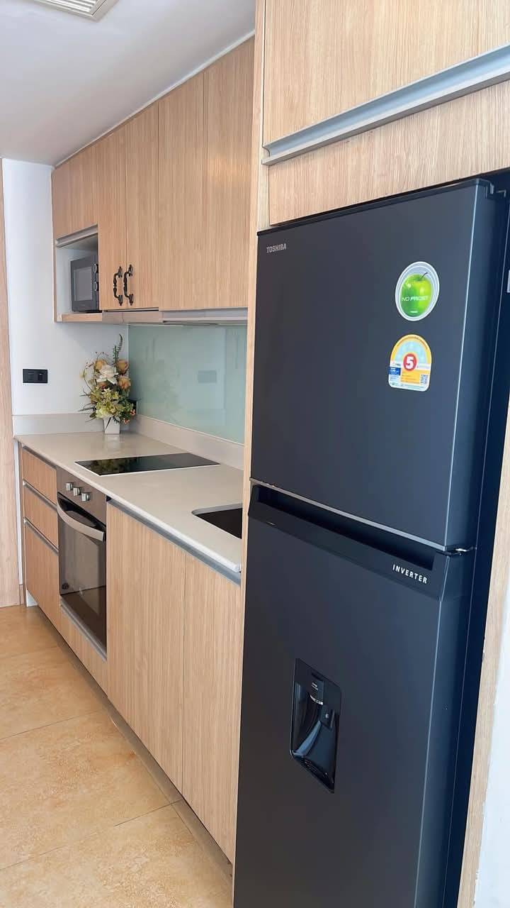 The Cliff Residence Condo for Rent thumbnail