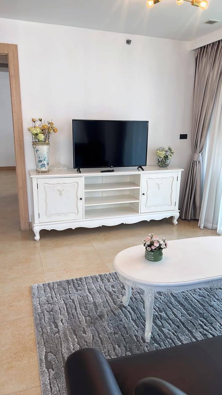 The Cliff Residence Condo for Rent thumbnail