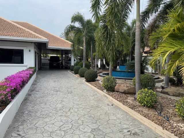 Luxurious Pool Villa for Sale in Jomtien thumbnail