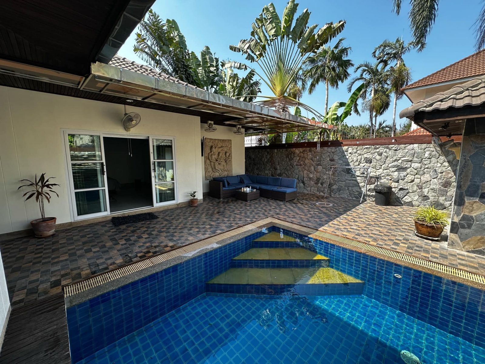 Pool Villa For Sale  in Soi Mi Fah Aad, Soi Nongprue thumbnail