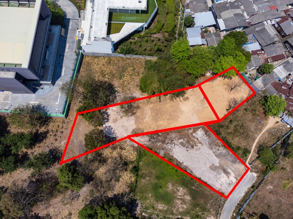 Land For Sale At Naklua thumbnail