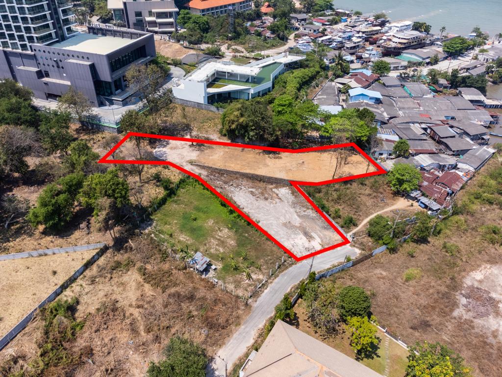 Land For Sale At Naklua thumbnail