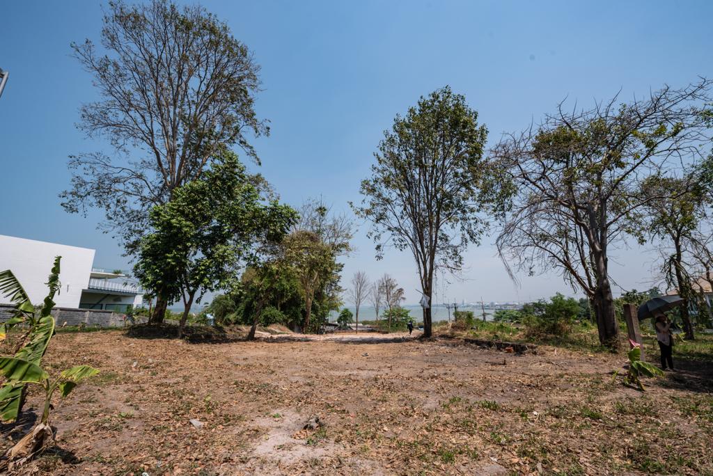 Land For Sale At Naklua thumbnail