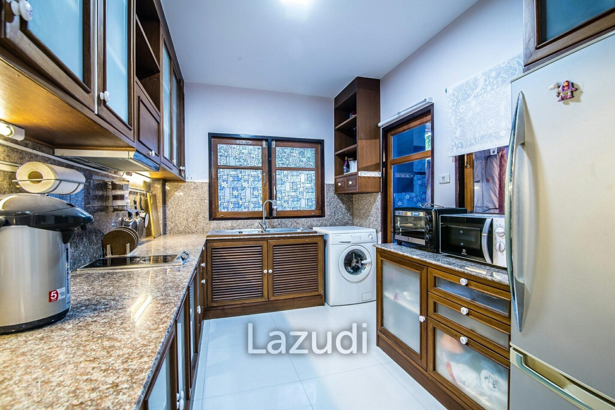 Spacious 3BR Riviera Condo in Jomtien with Modern Amenities and Prime Location thumbnail