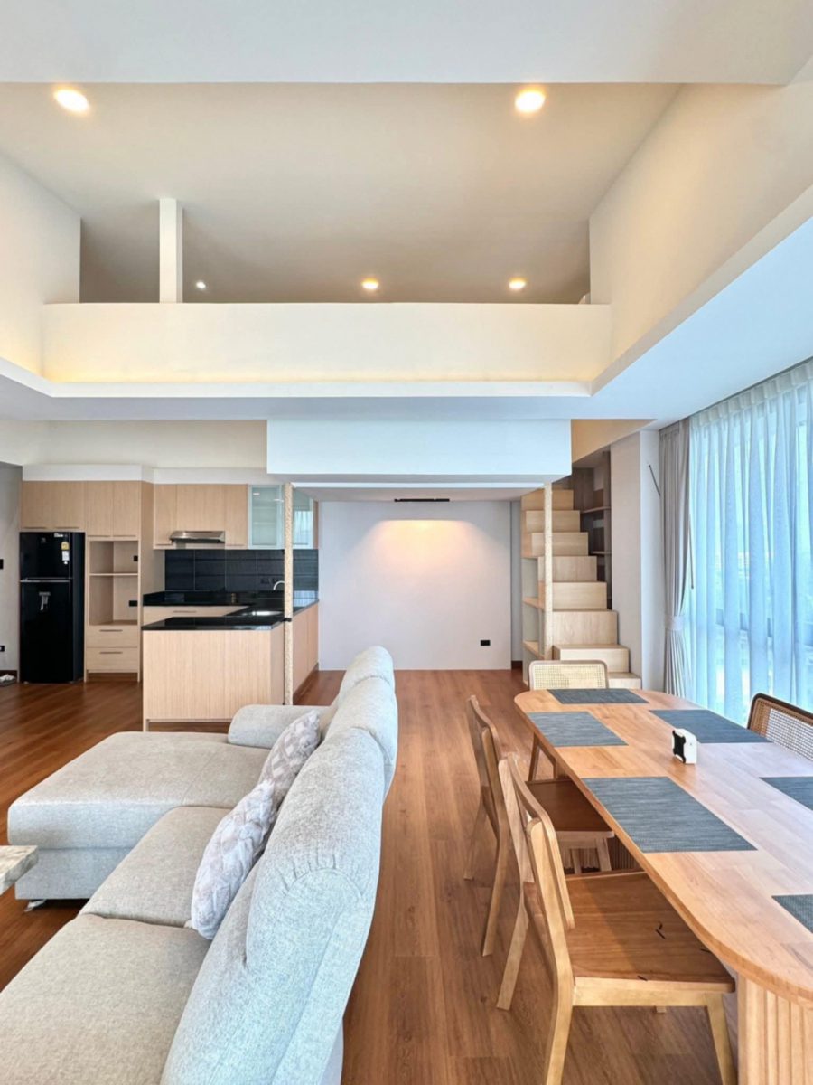 Top Floor, Big Vibes - Spacious 140 sqn, 3-Bed Unit @Gardenia, Jomtien🌅 thumbnail