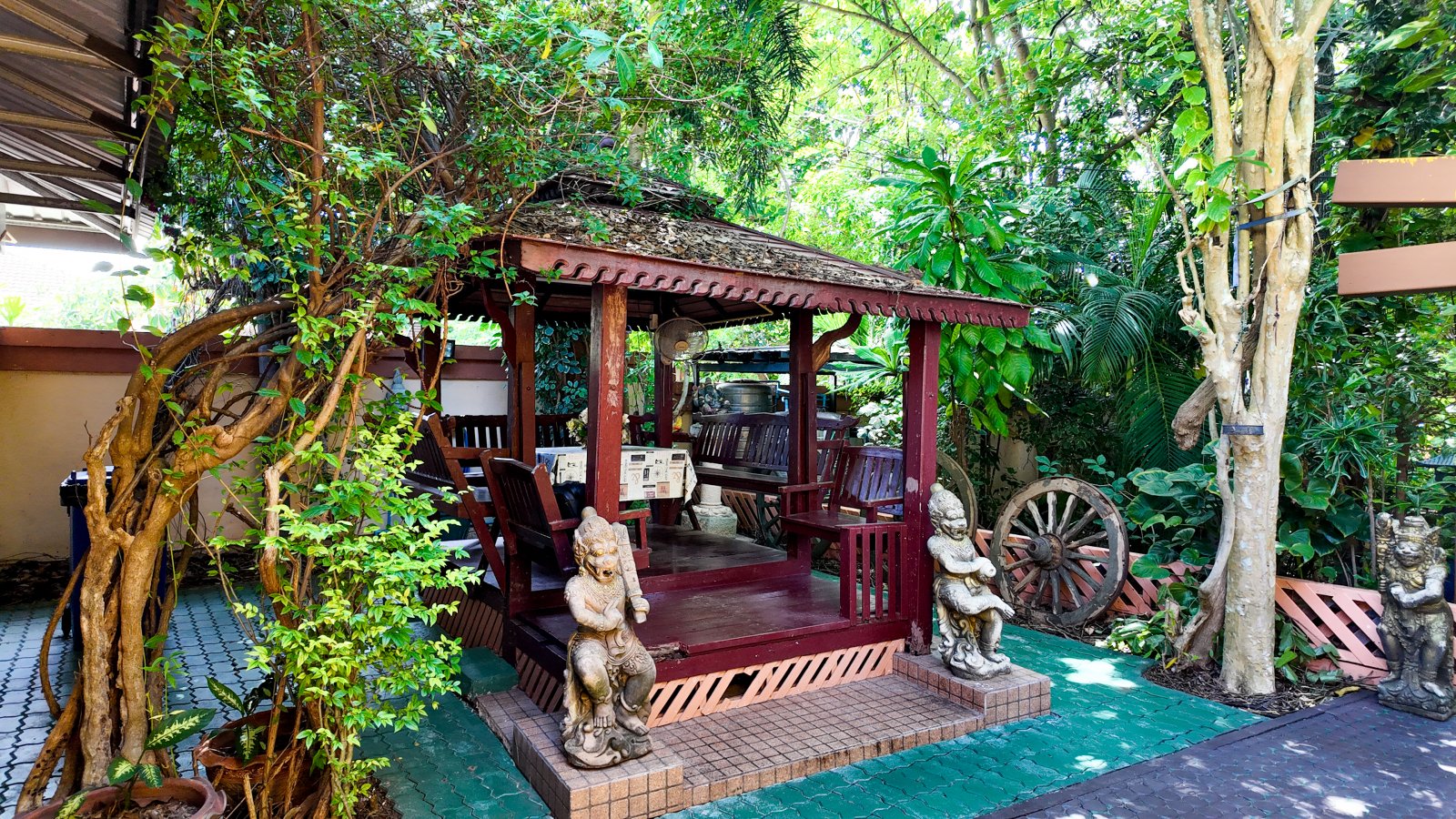 A Home That Breathes - Wood In The Wild thumbnail