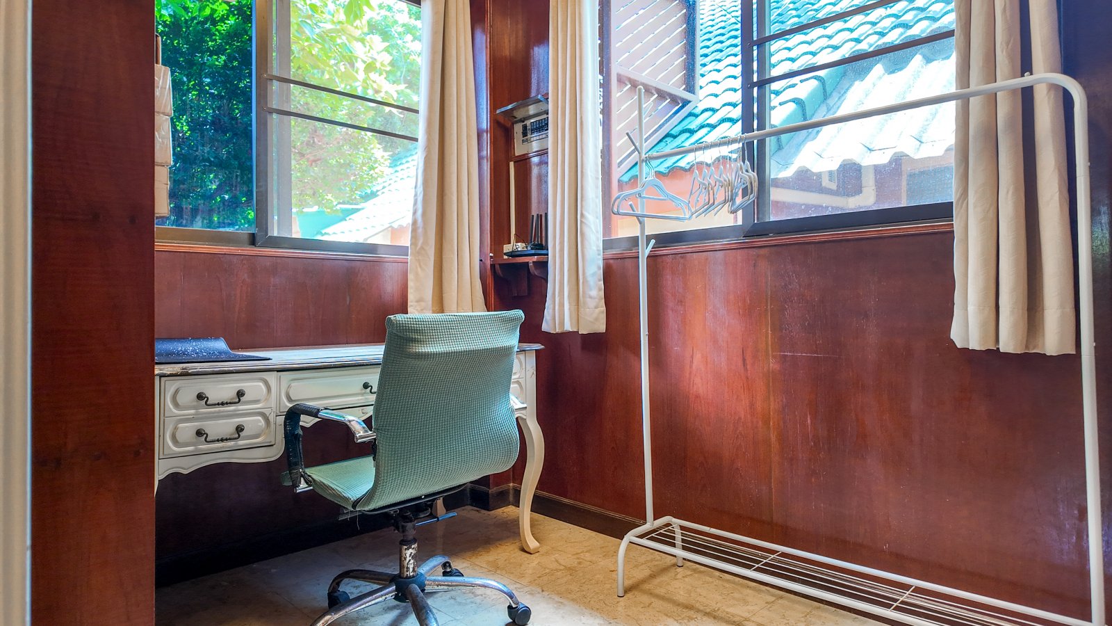 A Home That Breathes - Wood In The Wild thumbnail