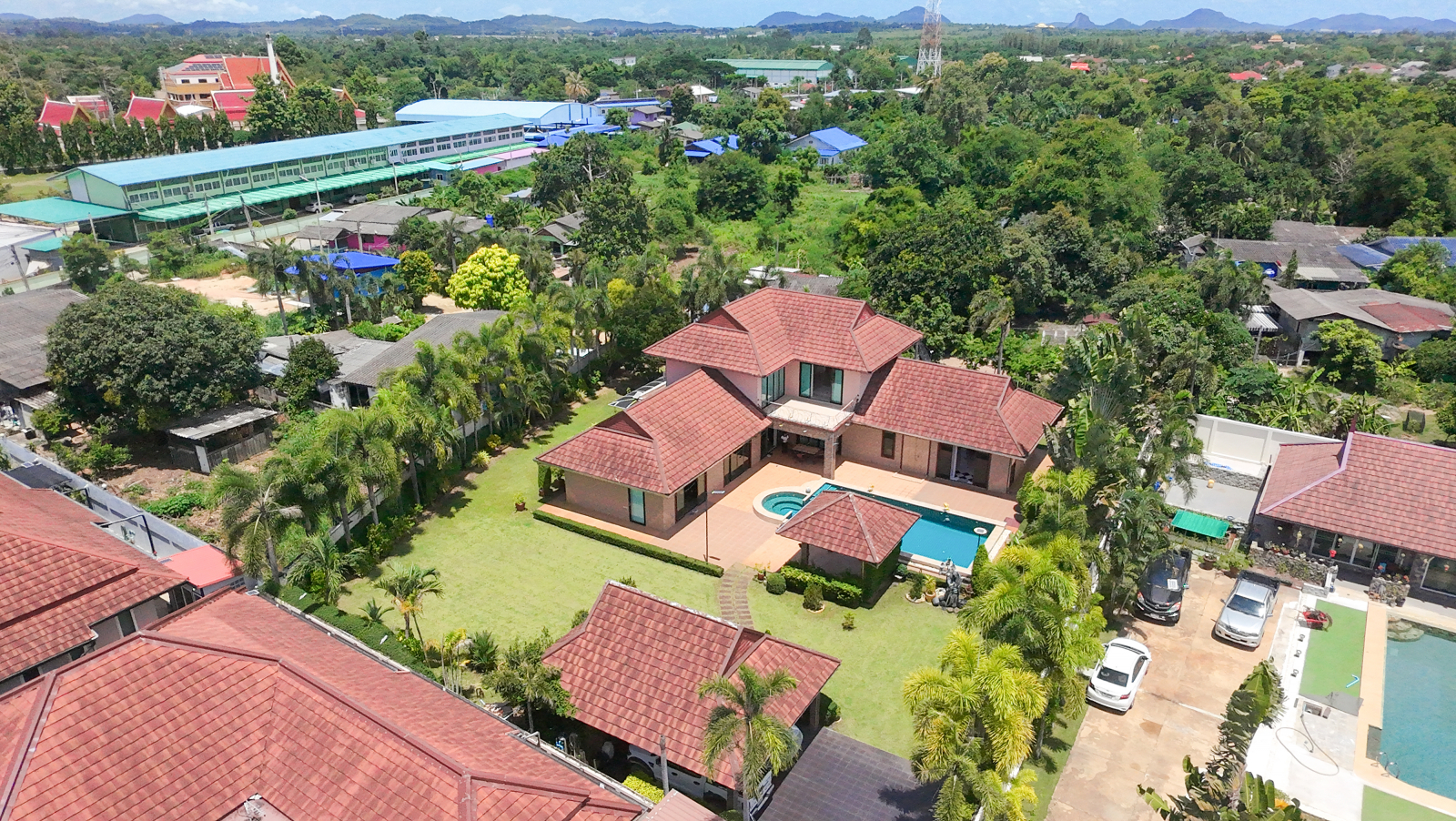 Retreat-Style Living - Private Pool Villa in Huay Yai thumbnail