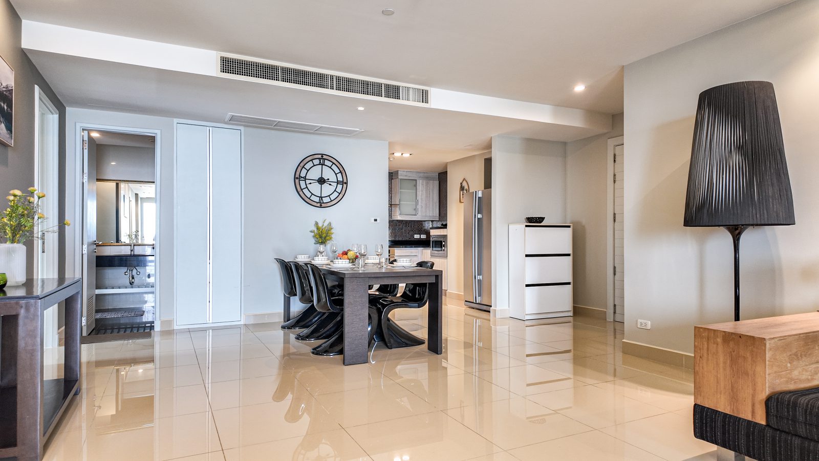 La Royale Beach - Your Seaview Sanctuary in Jomtien thumbnail