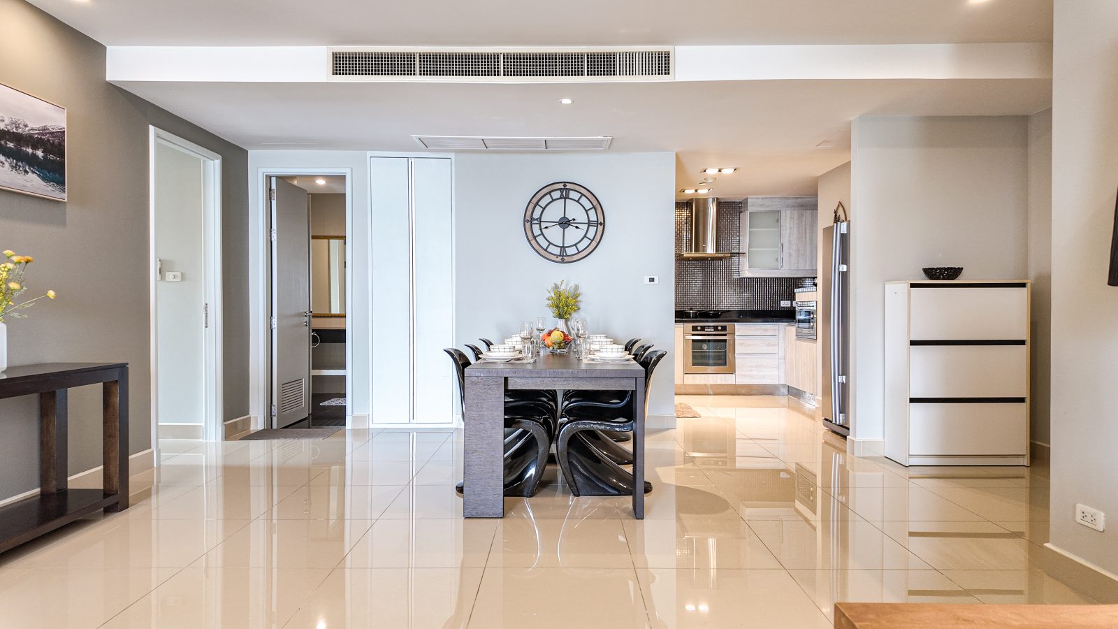 La Royale Beach - Your Seaview Sanctuary in Jomtien thumbnail