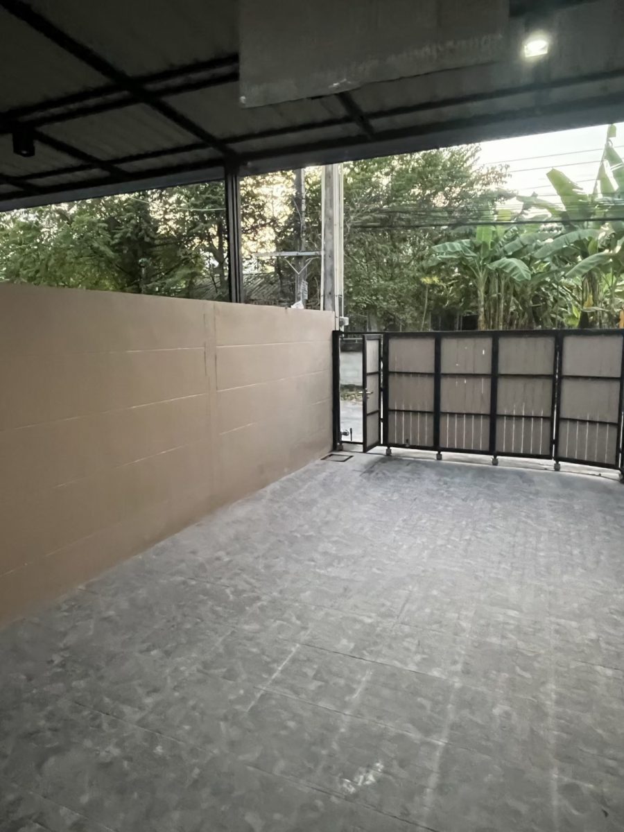 Make It Yours - Unfurnished Townhome With Full Potential | Available For Sale thumbnail