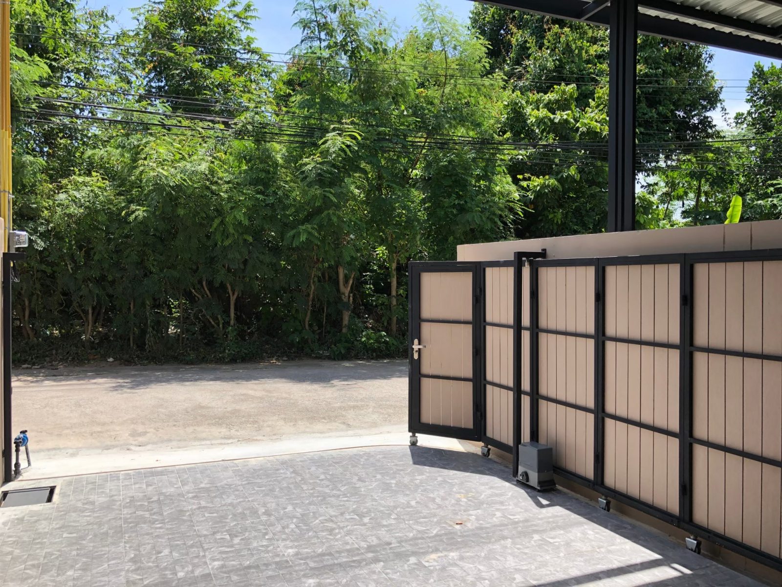 Make It Yours - Unfurnished Townhome With Full Potential | Available For Sale thumbnail