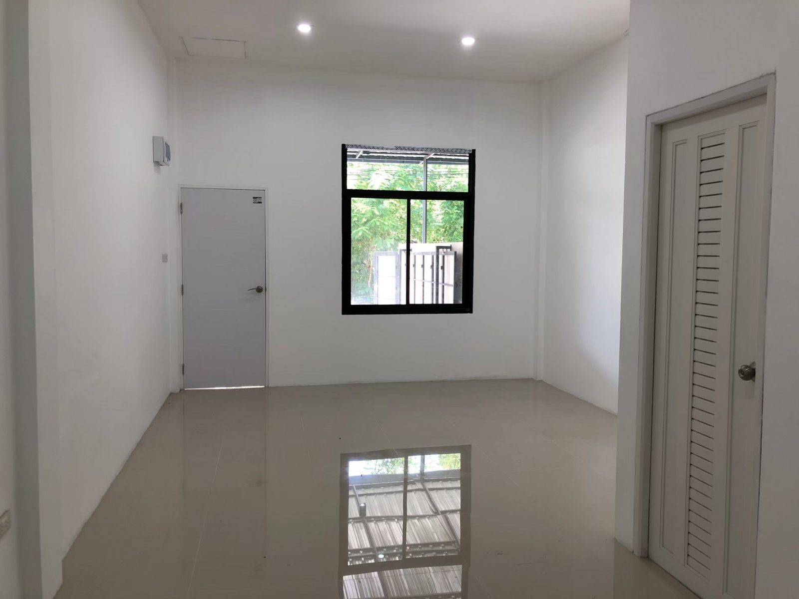 Make It Yours - Unfurnished Townhome With Full Potential | Available For Sale thumbnail