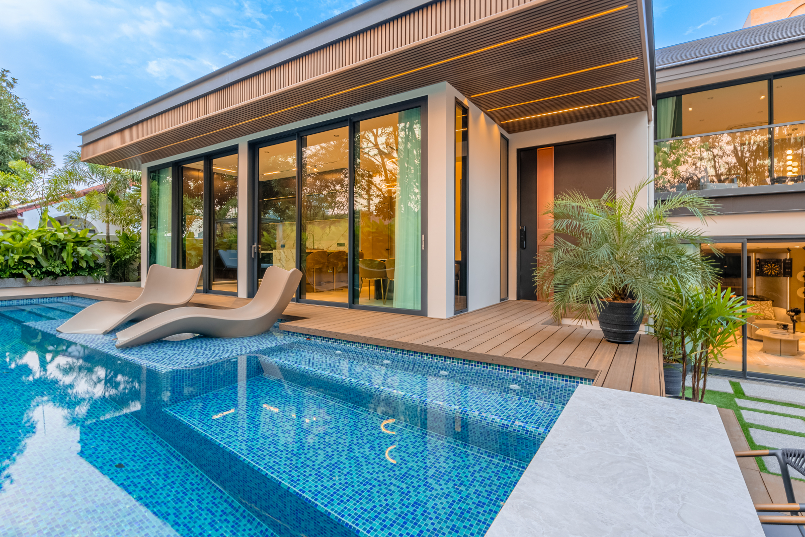 A Home You Dream of | Modern Luxury Villa by Jomtien Beach thumbnail