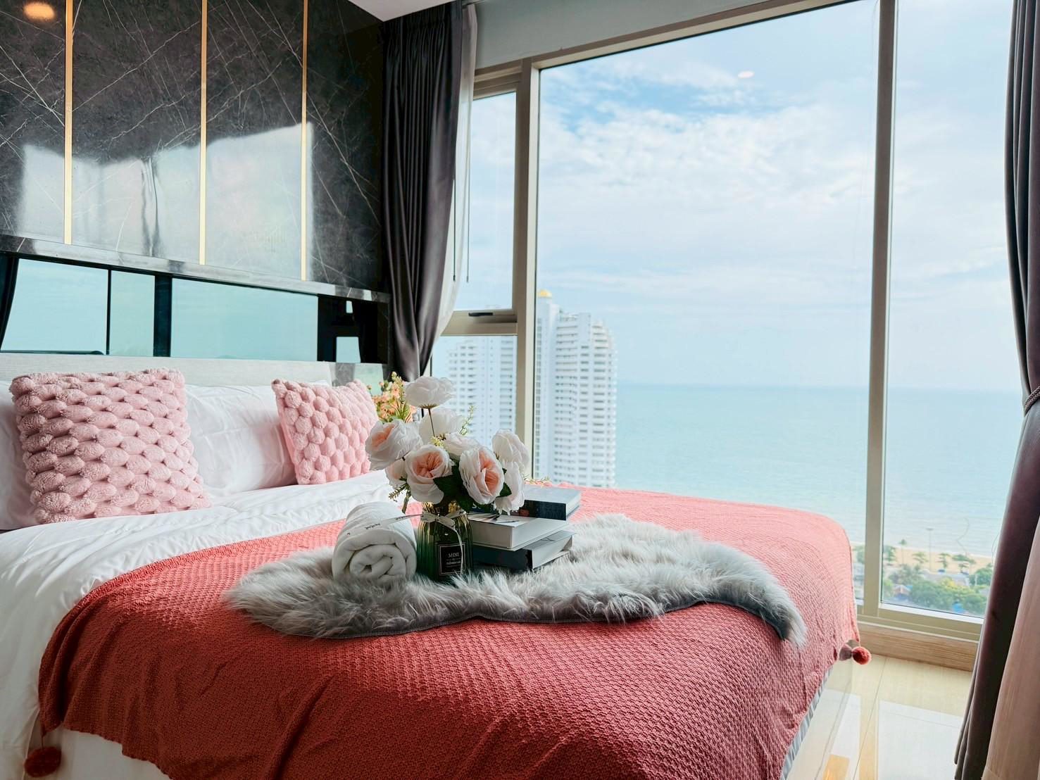 The Riviera Rental - Elevate Your Life by the Beach thumbnail