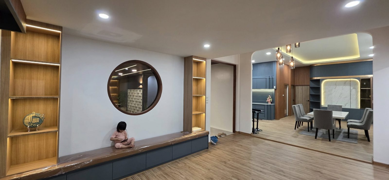 Renovated Comfort - Your Spacious Home in Town thumbnail