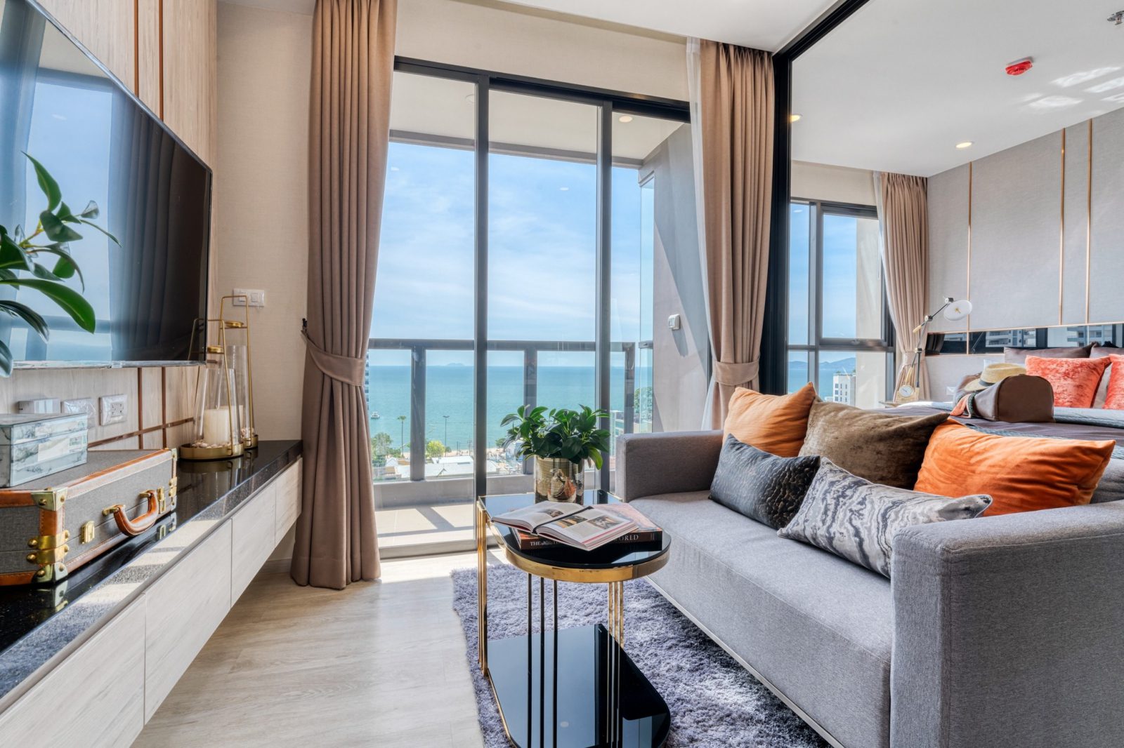 Seaside Elegance - The Panora Pattaya | Sea View Unit For Rent thumbnail