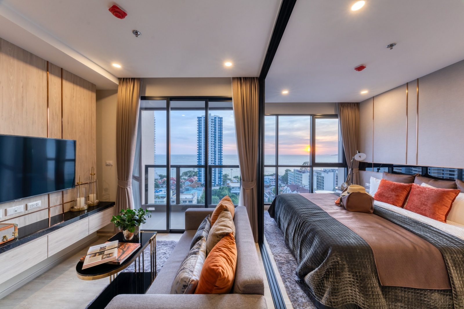 Seaside Elegance - The Panora Pattaya | Sea View Unit For Rent thumbnail