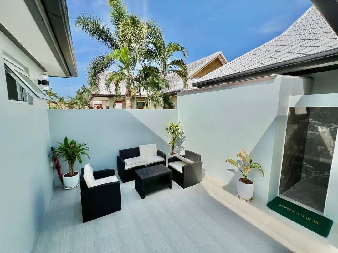 Cozy Life by Jomtien Beach | Detached Pool Villa @Amorn Village thumbnail