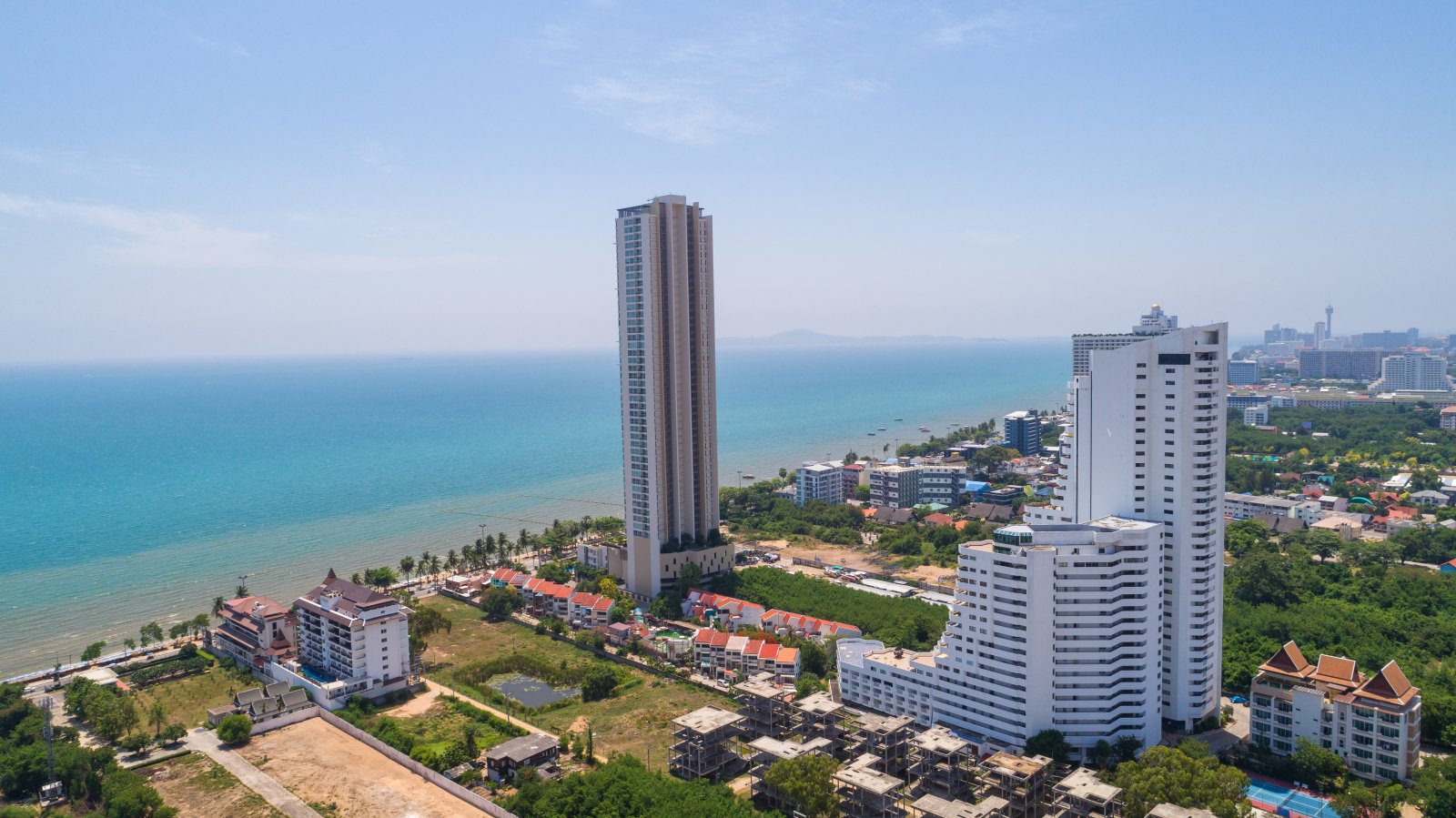 Tranquil Coast Living - Cetus Beachfront Condominium
