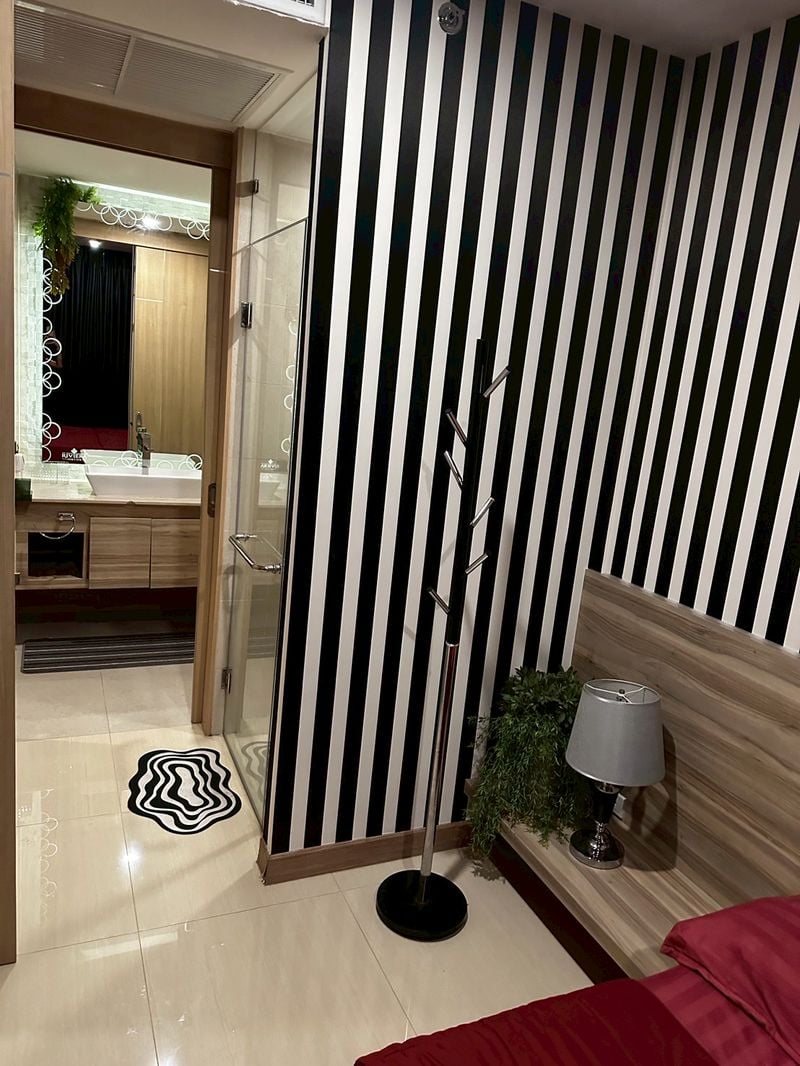 Sea Breeze Condo For Rent - The Riviera Jomtien thumbnail