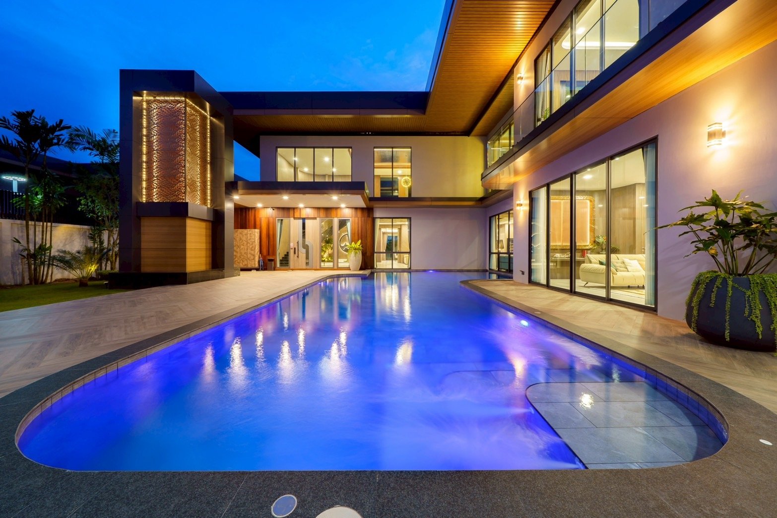 Ultra-Luxury Living at M Mountain Grand Villa