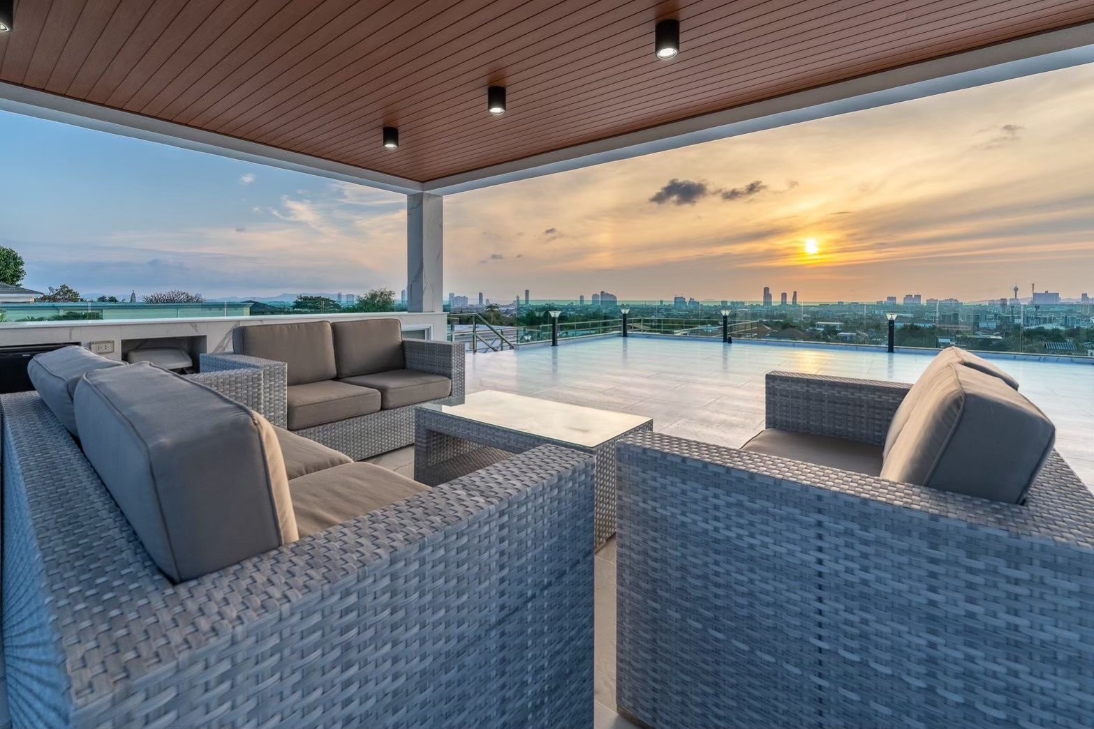 A Hillside Sanctuary of Sophisticated Luxury and Panoramic Sea Views thumbnail