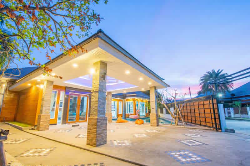 Pool Village for Sale and for Rent in Huay Yai thumbnail