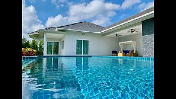 Greenfield Executive Homes For Sale In East Pattaya