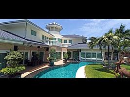Unique Pool Villa with Private Mooring Dock - 79 Million ( share transfer )