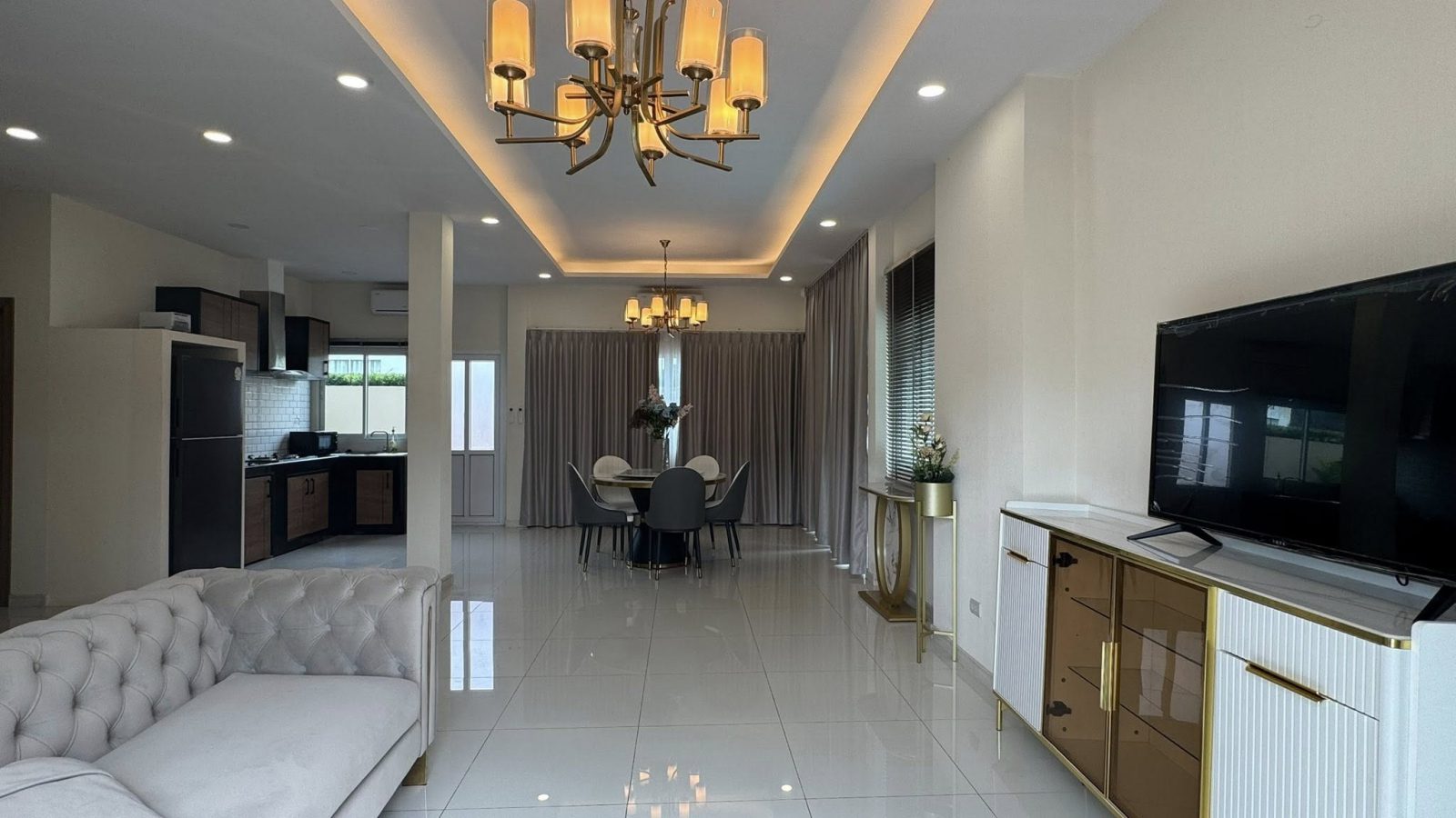 The Good Life, Twice The Space - 2-Storey Pool Villa For Rent thumbnail