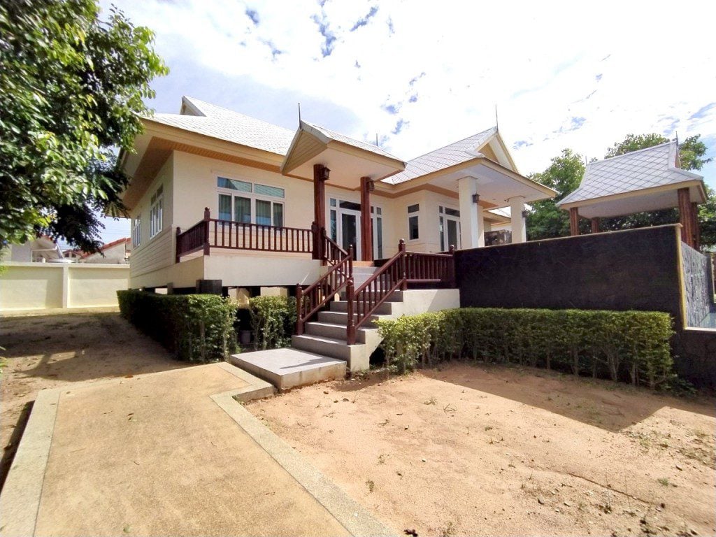 House For Rent in Amorn Vallage thumbnail